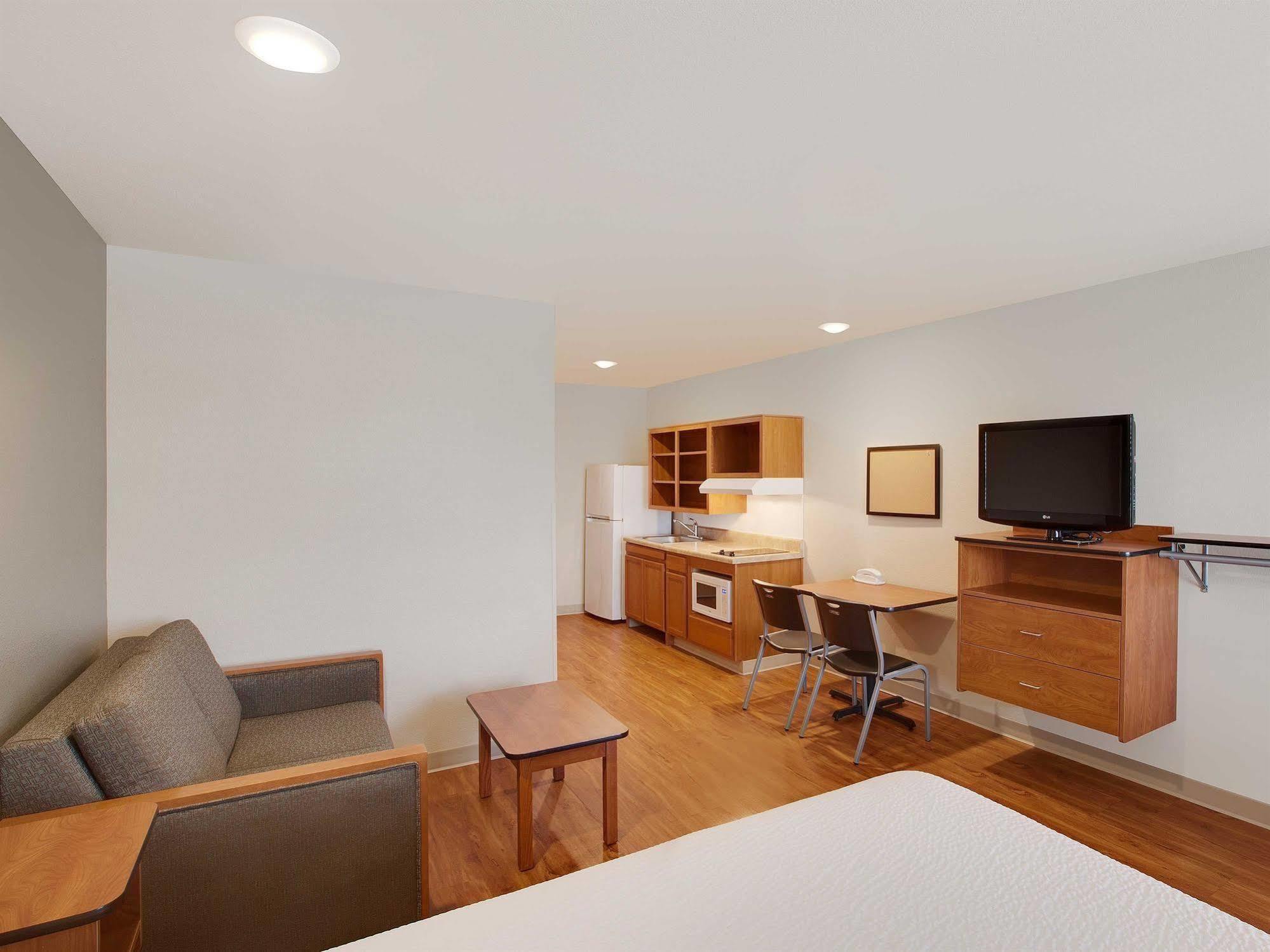Woodspring Suites Колледж-Стейшн Экстерьер фото